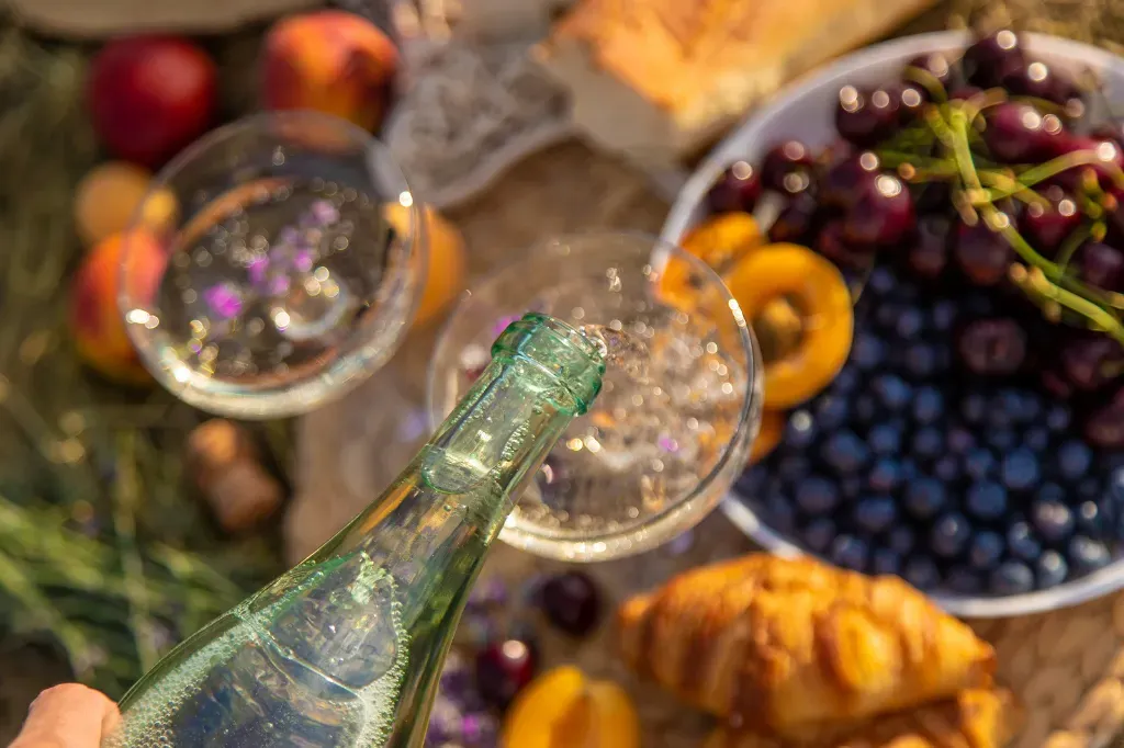 Z czym pić wino musujące